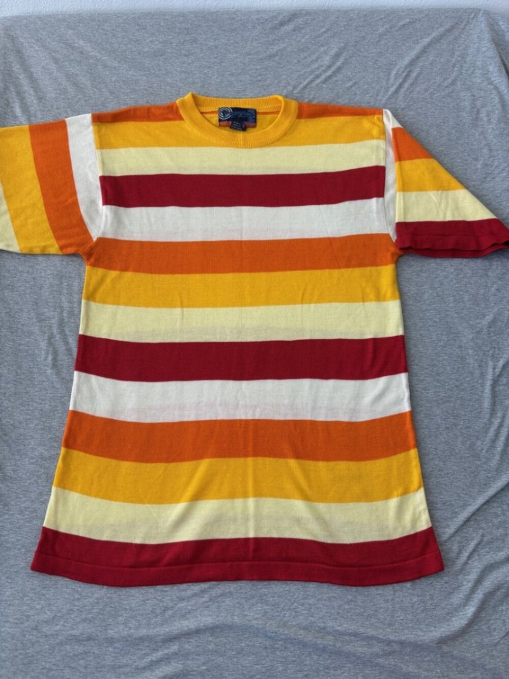 The Rugged Wear Retro Striped Knit Top Mens L Preppy Yellow Vacation Dopamine